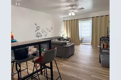 500 Davis Road #26, Palm Springs, FL 33461 - Photo 2