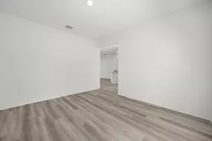 5204 Palm Dr, Fort Pierce, FL 34982 - Photo 10