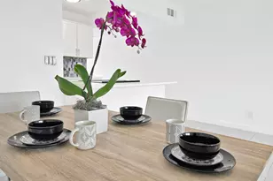 801 NE 18th Ct, Fort Lauderdale, FL 33305 - Photo 2