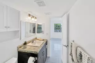 801 NE 18th Ct, Fort Lauderdale, FL 33305 - Photo 20