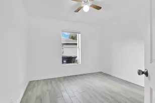 13974 Folkestone Cir, Wellington, FL 33414 - Photo 16