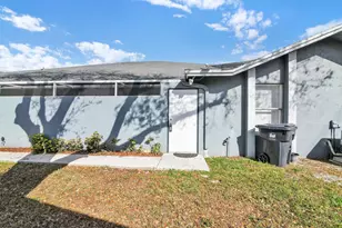 13974 Folkestone Cir, Wellington, FL 33414 - Photo 36