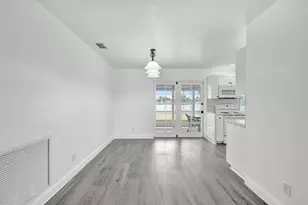 9366 NW 23rd St, Pembroke Pines, FL 33024 - Photo 12