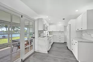 9366 NW 23rd St, Pembroke Pines, FL 33024 - Photo 10