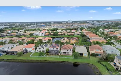 11179 SW Wyndham Way, Port Saint Lucie, FL 34987 - Photo 4