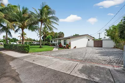 5051 NE 6th Avenue, Deerfield Beach, FL 33064 - Photo 8