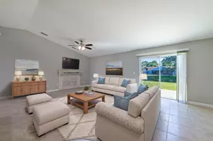 2372 SE Maslan Ave, Port Saint Lucie, FL 34952 - Photo 8