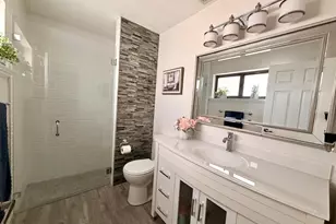 9914 NW 52nd St, Sunrise, FL 33351 - Photo 10