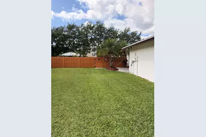 9914 NW 52nd Street, Sunrise, FL 33351 - Photo 24