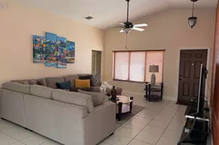 9914 NW 52nd St, Sunrise, FL 33351 - Photo 2