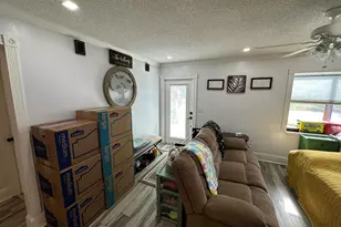 1818 SE Vesthaven Ct, Port Saint Lucie, FL 34952 - Photo 8