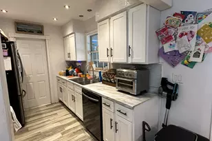 1818 SE Vesthaven Ct, Port Saint Lucie, FL 34952 - Photo 2