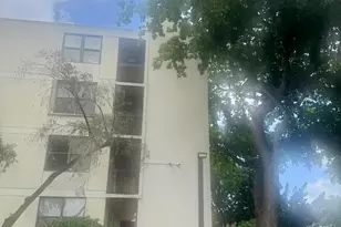 110 Lake Emerald Dr, Oakland Park, FL 33309 - Photo 2