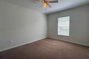 515 S Valencia Cir Circle SW, Vero Beach, FL 32968 - Photo 10