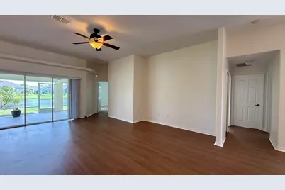 515 S Valencia Cir Circle SW, Vero Beach, FL 32968 - Photo 14