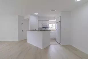 3350 Pinewalk Dr N, Margate, FL 33063 - Photo 8