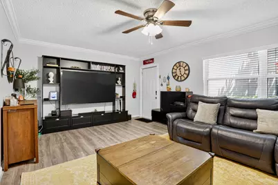 9050 NW 28th Street #123, Coral Springs, FL 33065 - Photo 2