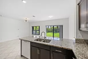 6156 Bangalow Dr, Lake Worth, FL 33463 - Photo 14