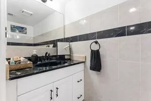 1129 N Andrews Ave, Fort Lauderdale, FL 33311 - Photo 14