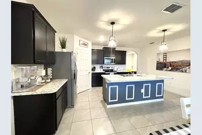 1040 SW Canary Terrace, Port Saint Lucie, FL 34953 - Photo 8