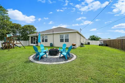1040 SW Canary Terrace, Port Saint Lucie, FL 34953 - Photo 28