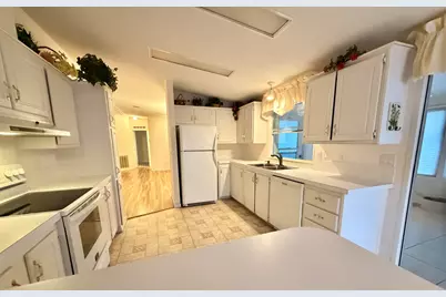 3317 Ironwood Avenue, Port Saint Lucie, FL 34952 - Photo 12