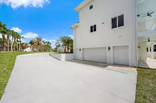 11920 SW Parson Brown Ct, Palm City, FL 34990 - Photo 10