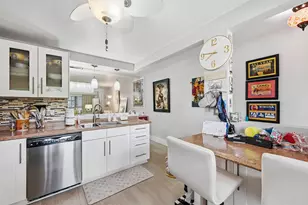 2301 Lucaya Ln, Coconut Creek, FL 33066 - Photo 14