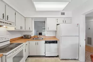 370 NW 76th Ave, Margate, FL 33063 - Photo 12