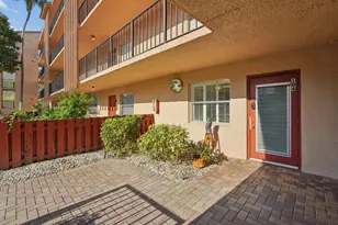 370 NW 76th Ave, Margate, FL 33063 - Photo 2