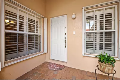 13050 NW 5th Street, Pembroke Pines, FL 33028 - Photo 4