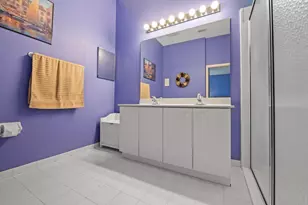 13050 NW 5th St, Pembroke Pines, FL 33028 - Photo 20