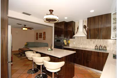 205 SE 4th Terrace #1-2, Dania Beach, FL 33004 - Photo 4