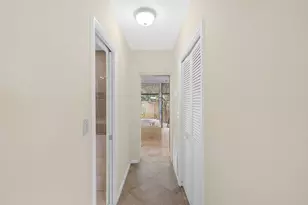 1915 NE 208th Terrace, Miami, FL 33179 - Photo 32