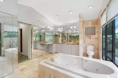 1915 NE 208th Terrace, Miami, FL 33179 - Photo 38