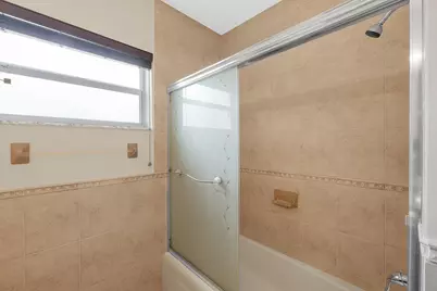 1915 NE 208th Terrace, Miami, FL 33179 - Photo 28