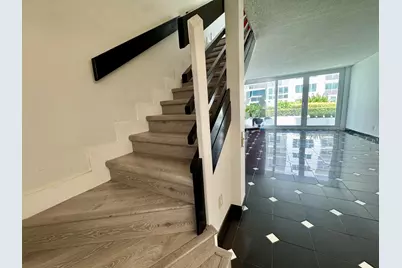 5401 Collins Avenue #Apt 144, Miami Beach, FL 33140 - Photo 32