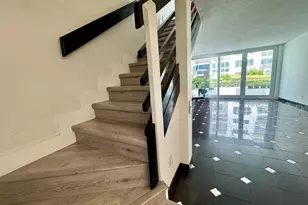 5401 Collins Ave, Miami Beach, FL 33140 - Photo 32