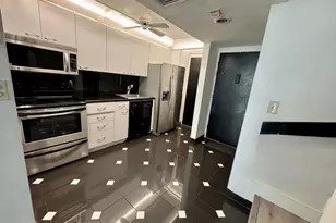 5401 Collins Ave, Miami Beach, FL 33140 - Photo 28