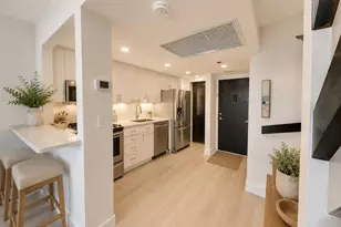 5401 Collins Ave, Miami Beach, FL 33140 - Photo 14