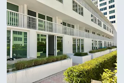 5401 Collins Avenue #Apt 144, Miami Beach, FL 33140 - Photo 38