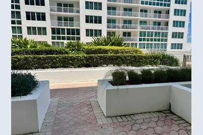 5401 Collins Avenue #Apt 144, Miami Beach, FL 33140 - Photo 36
