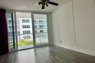 5401 Collins Ave, Miami Beach, FL 33140 - Photo 12