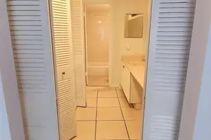 721 N Pine Island Rd, Plantation, FL 33324 - Photo 24