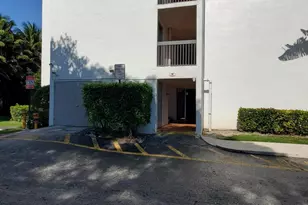721 N Pine Island Rd, Plantation, FL 33324 - Photo 2