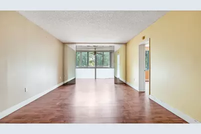5935 Del Lago Circle #202, Sunrise, FL 33313 - Photo 6