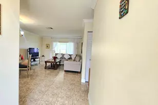 2825 E Crosley Dr Dr E, West Palm Beach, FL 33415 - Photo 4