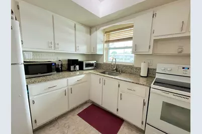 2825 E Crosley Dr Drive E #I, West Palm Beach, FL 33415 - Photo 2