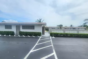 2825 E Crosley Dr Dr E, West Palm Beach, FL 33415 - Photo 26