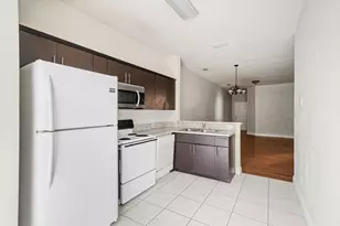 1584 SW 2nd St, Homestead, FL 33030 - Photo 6